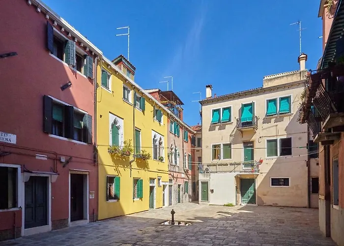 Cà Biennale, respirare la Venezia autentica!